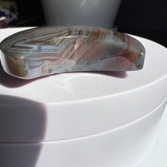 Brown Banded Agate Crystal Moon‎ Carving - Picture 6 of 13